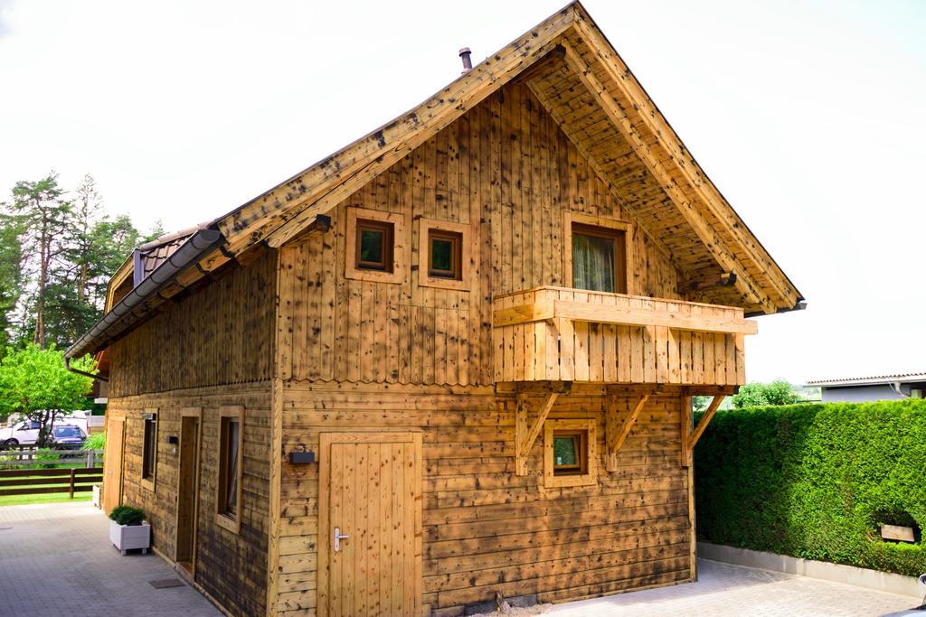 Apart Of Me Ferienhaus Faaker See فيلاخ المظهر الخارجي الصورة